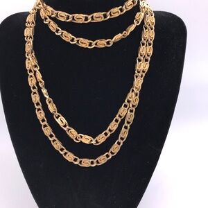 Vintage Monet Gold tone Scroll Flat Opera Chain Necklace 54”